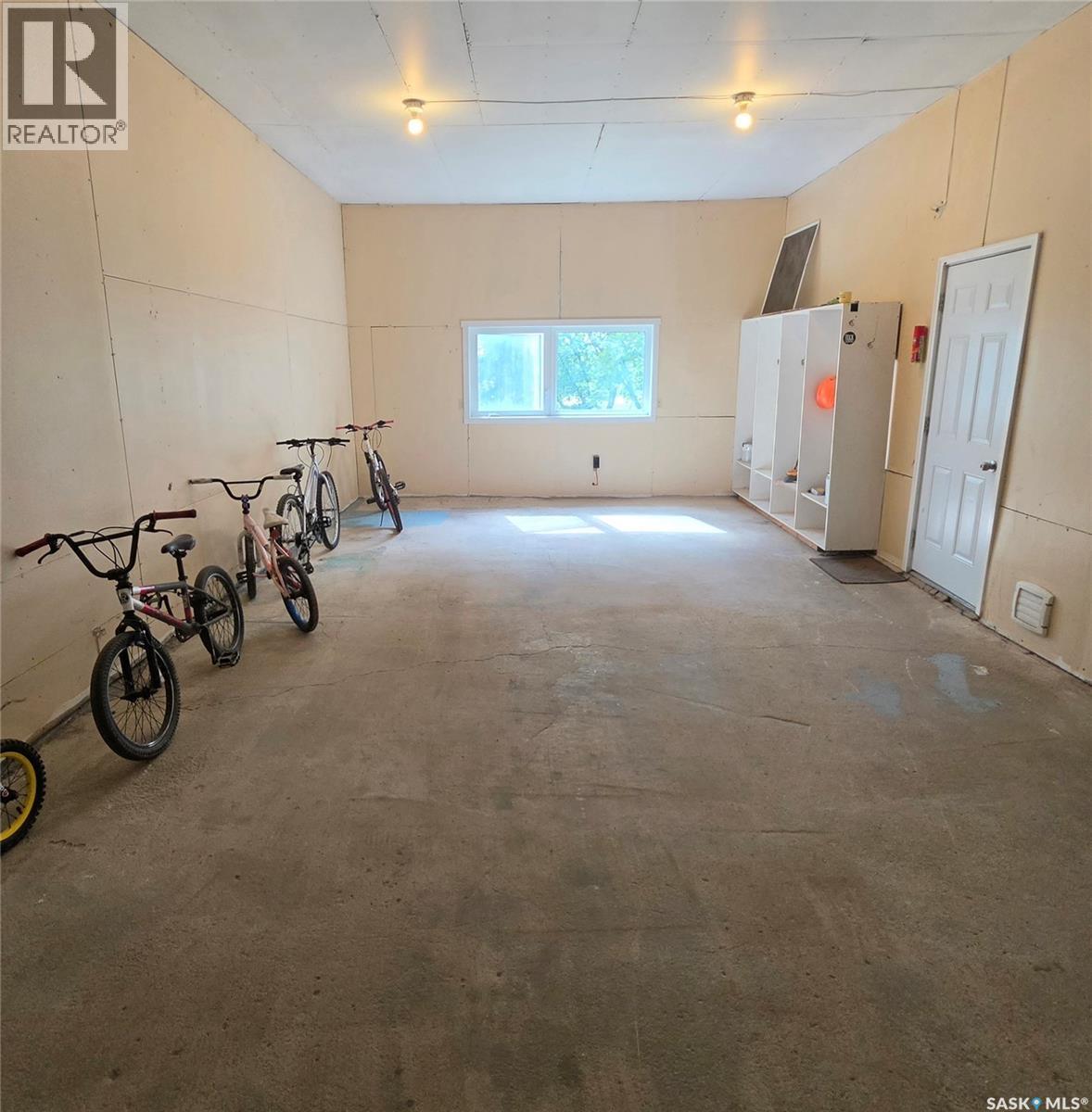 327 1st Avenue Nw, Preeceville, Saskatchewan  S0A 3B0 - Photo 40 - SK047110