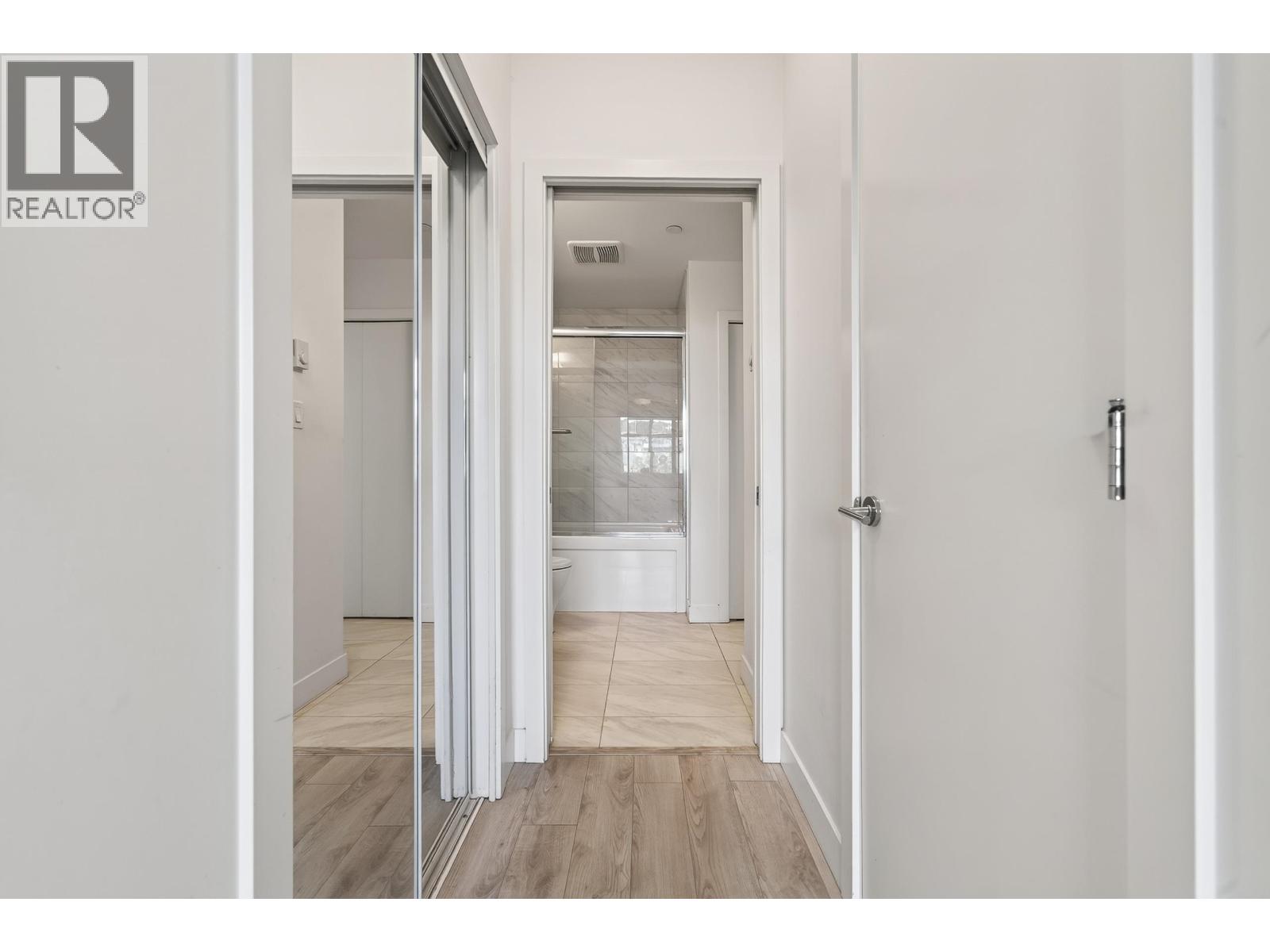 315 828 Gauthier Avenue, Coquitlam, British Columbia  V3K 0E9 - Photo 11 - R3145583