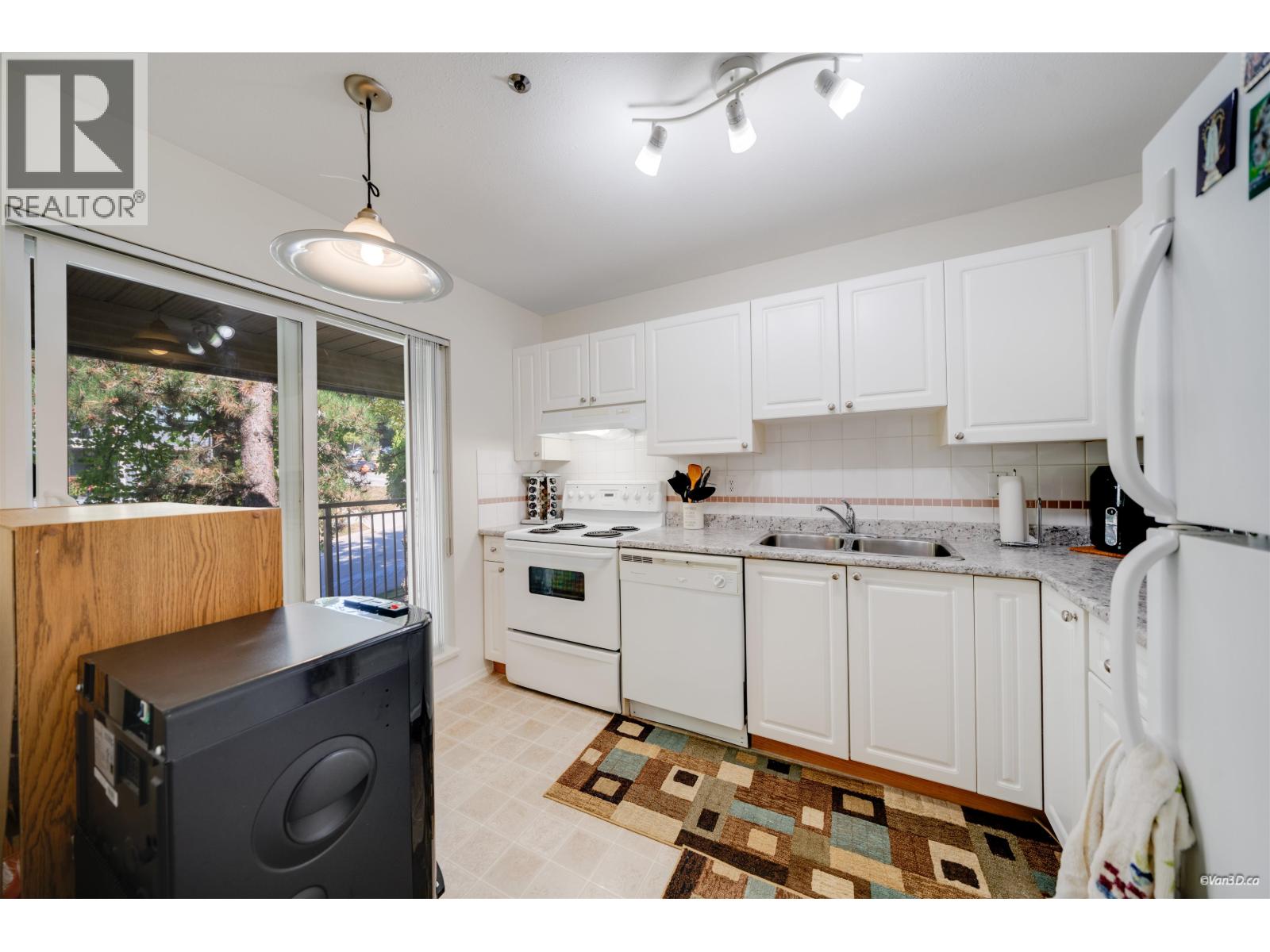817 1310 Cariboo Street, New Westminster, British Columbia  V3M 1X2 - Photo 5 - R3160259
