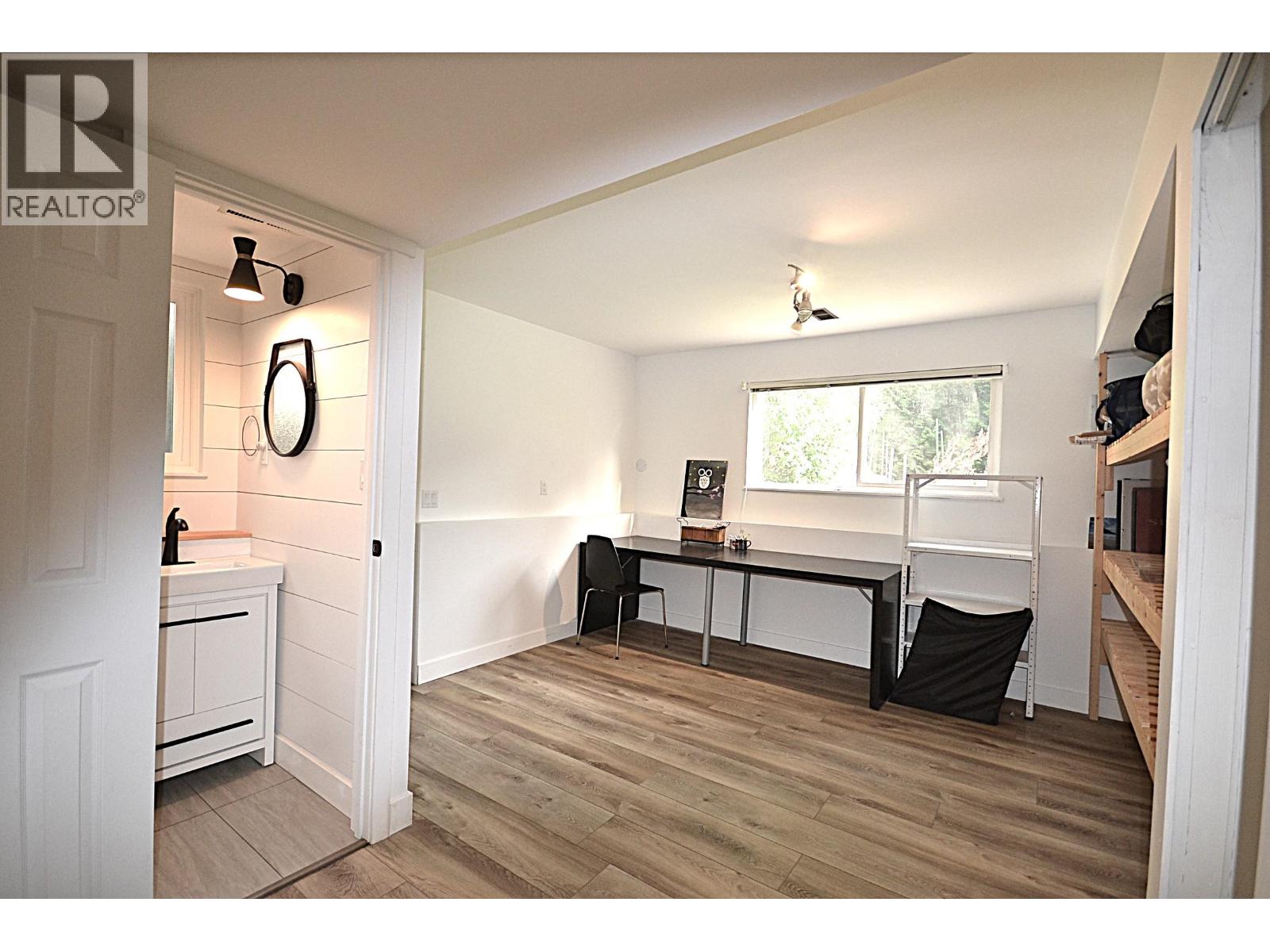 2280 King Albert Avenue, Coquitlam, British Columbia  V3J 1Z5 - Photo 24 - R3160235