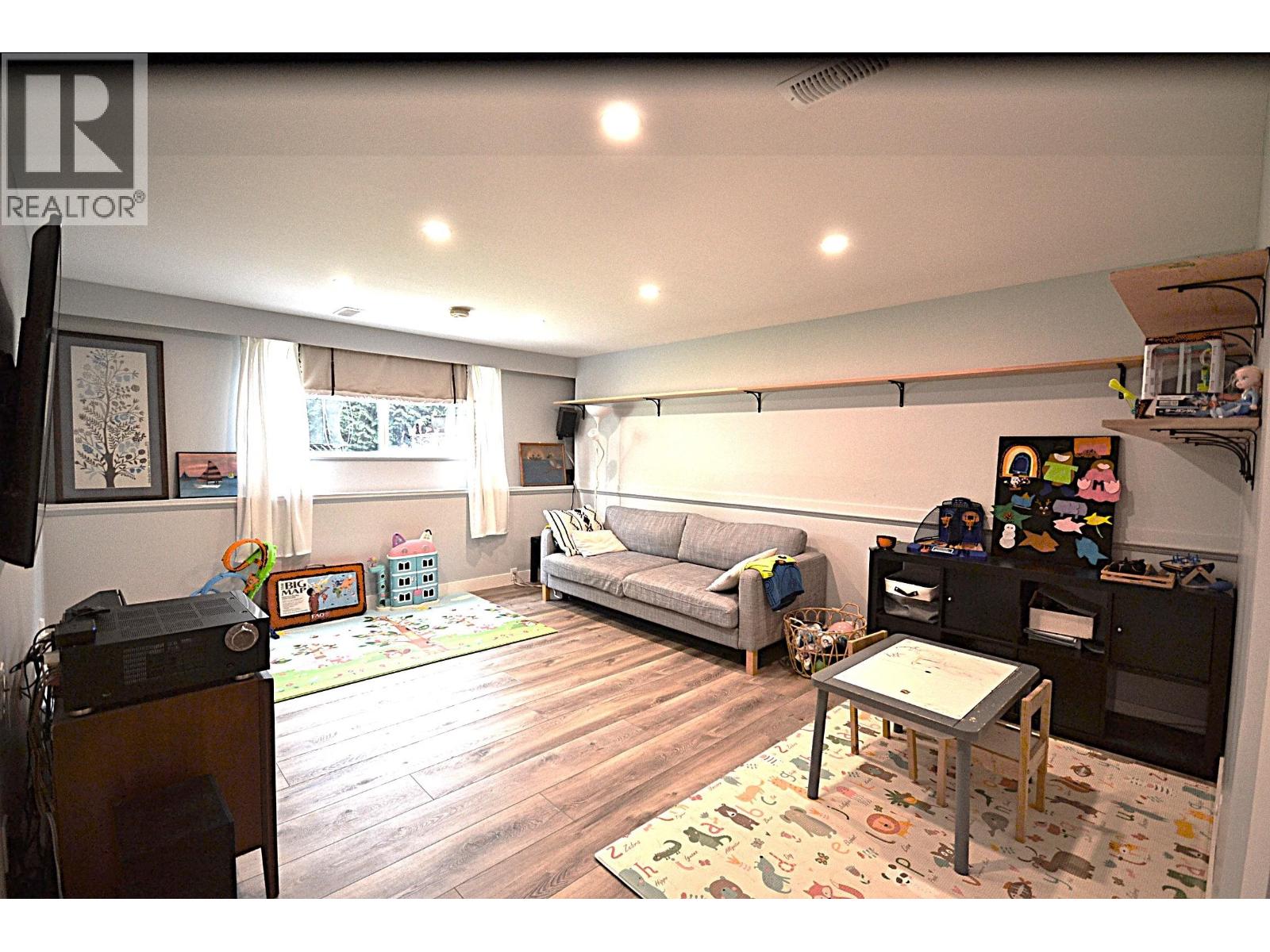 2280 King Albert Avenue, Coquitlam, British Columbia  V3J 1Z5 - Photo 26 - R3160235