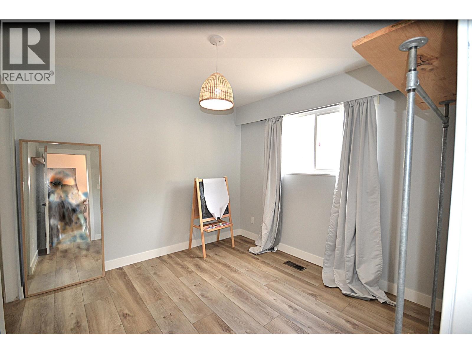 2280 King Albert Avenue, Coquitlam, British Columbia  V3J 1Z5 - Photo 14 - R3160235