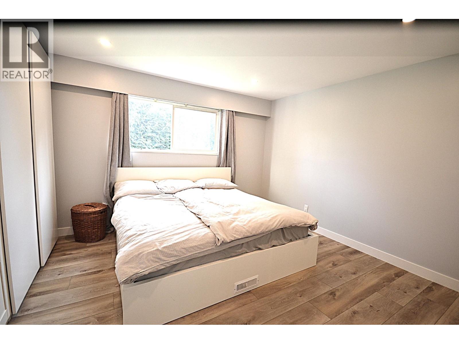 2280 King Albert Avenue, Coquitlam, British Columbia  V3J 1Z5 - Photo 12 - R3160235