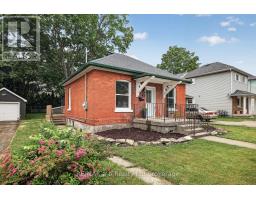 91 WINNIETT STREET, Woodstock, Ontario