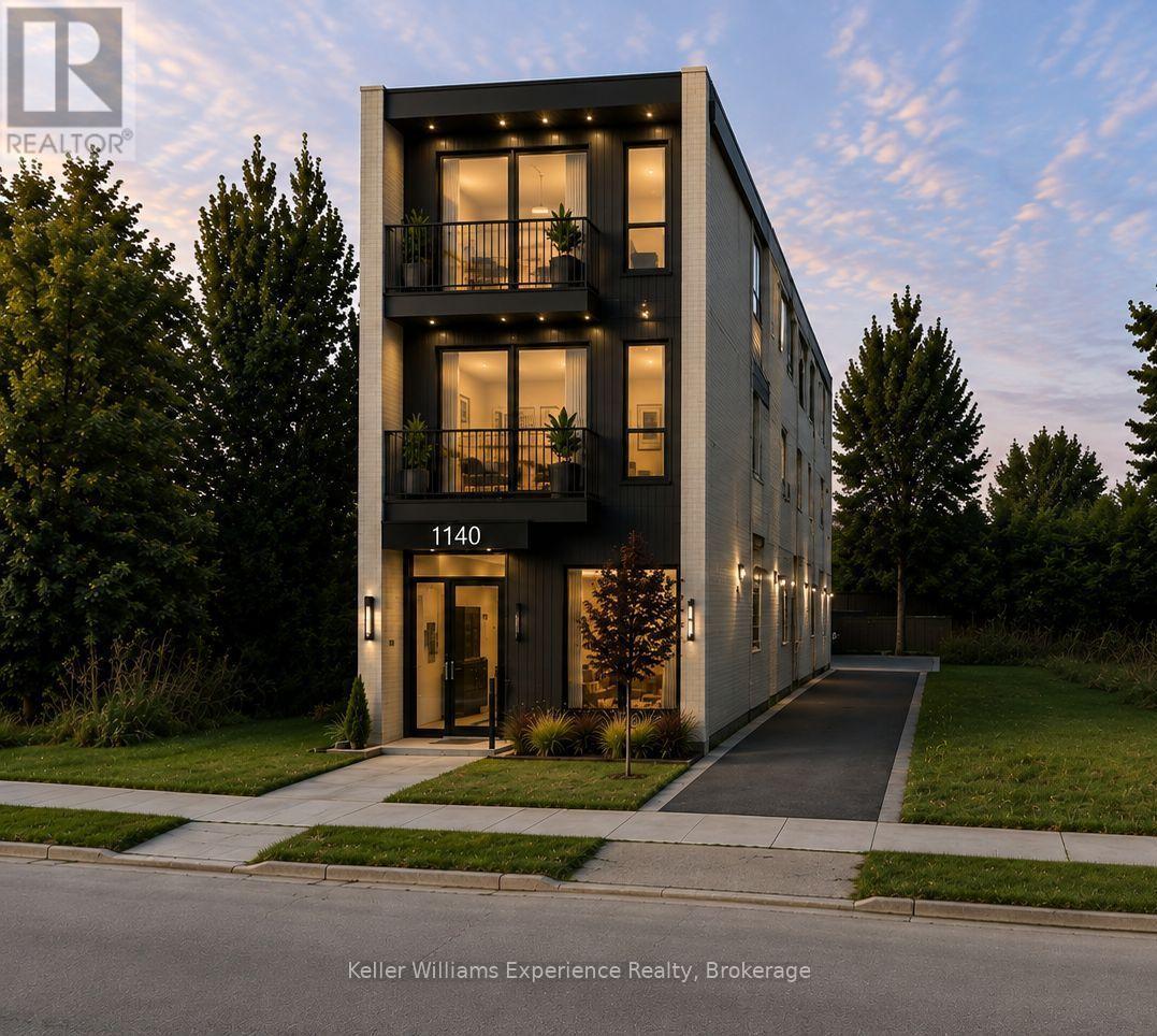 1140 3rd Avenue E, Owen Sound, Ontario  N4K 2L4 - Photo 1 - X13730068