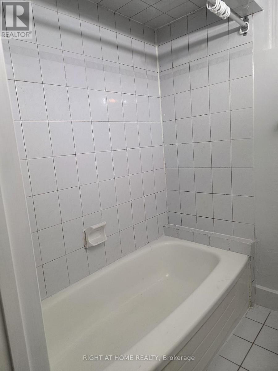 Bsmt - 14 Alhart Drive, Toronto, Ontario  M9V 2M9 - Photo 7 - W13694442