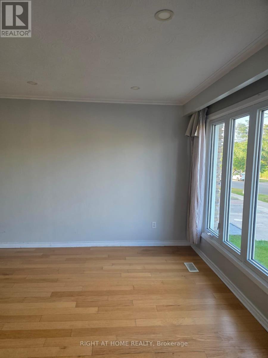 Main Floor - 34 Goldsboro Road, Toronto, Ontario  M9L 1A7 - Photo 14 - W13524012