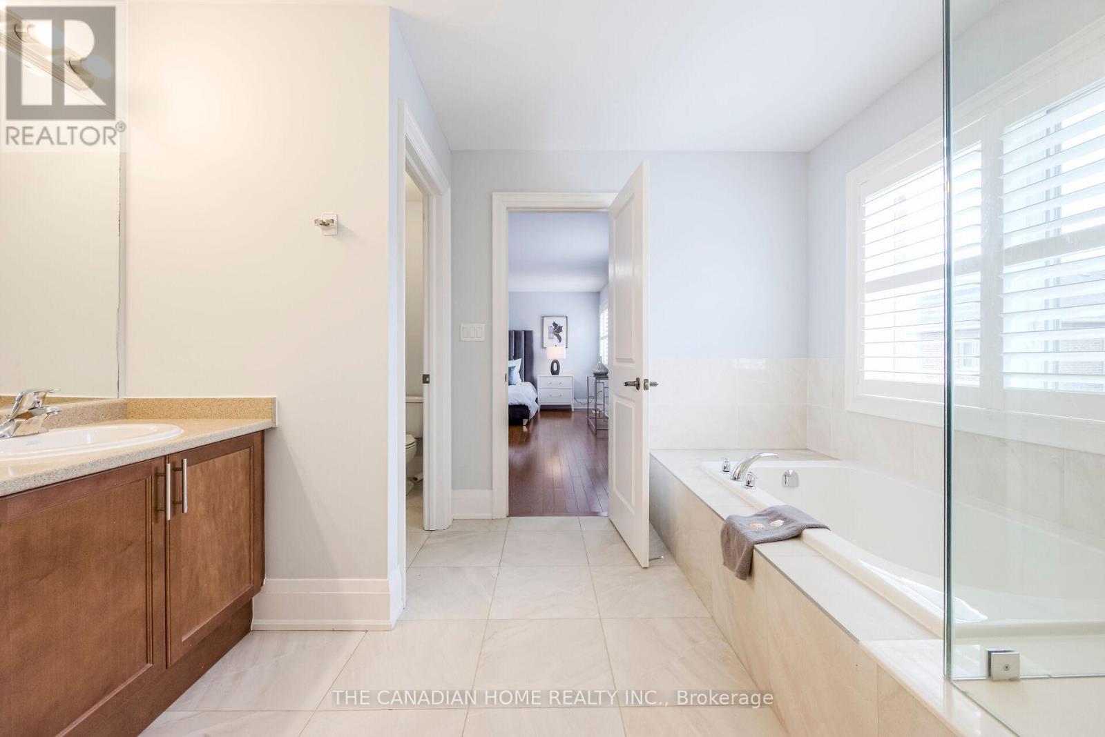 21 Rolling Rock Way, Brampton, Ontario  L6Y 6H3 - Photo 16 - W13729154