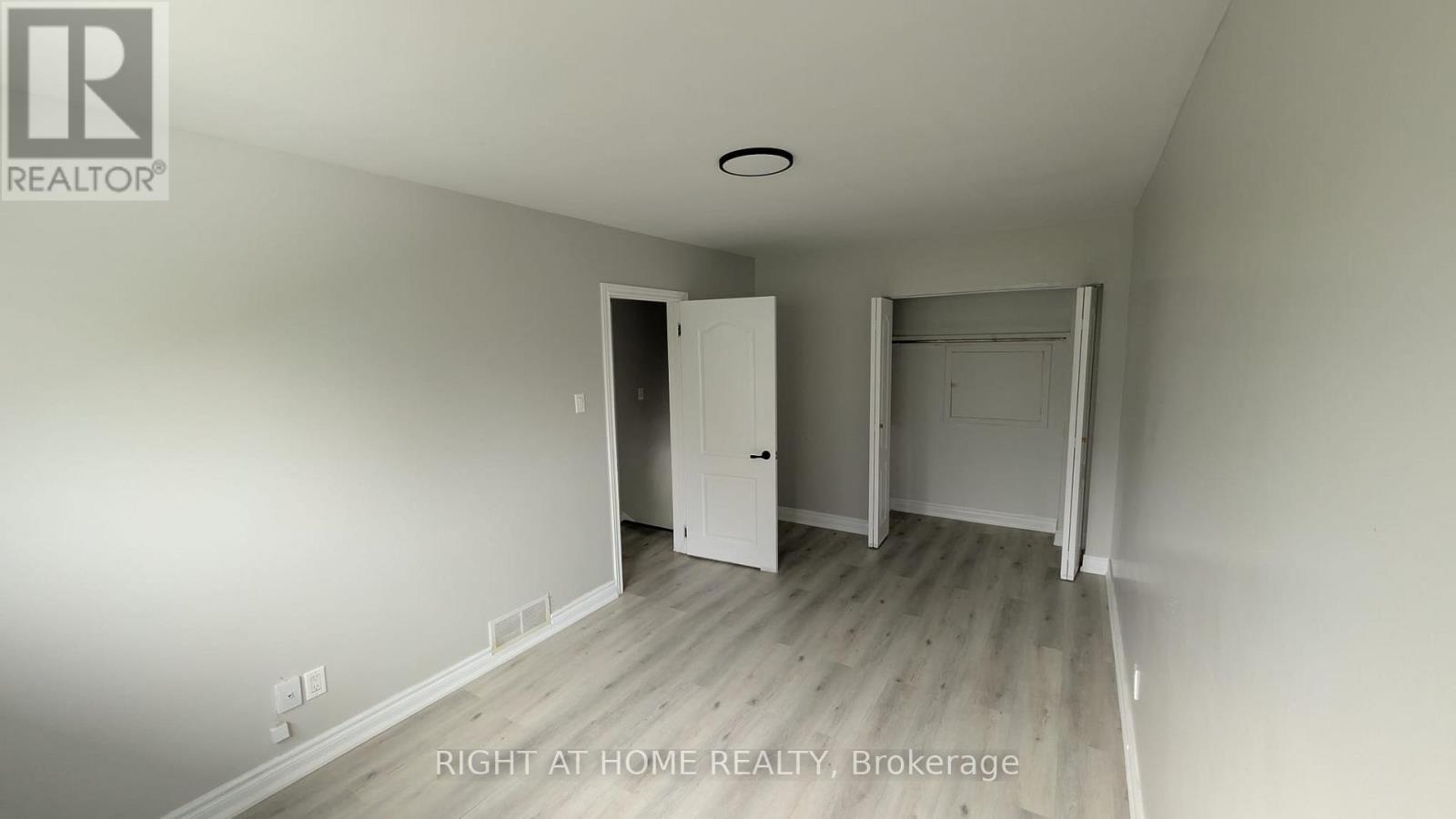 Main - 68 Elnathan Crescent, Toronto, Ontario  M9L 2G1 - Photo 8 - W13523990