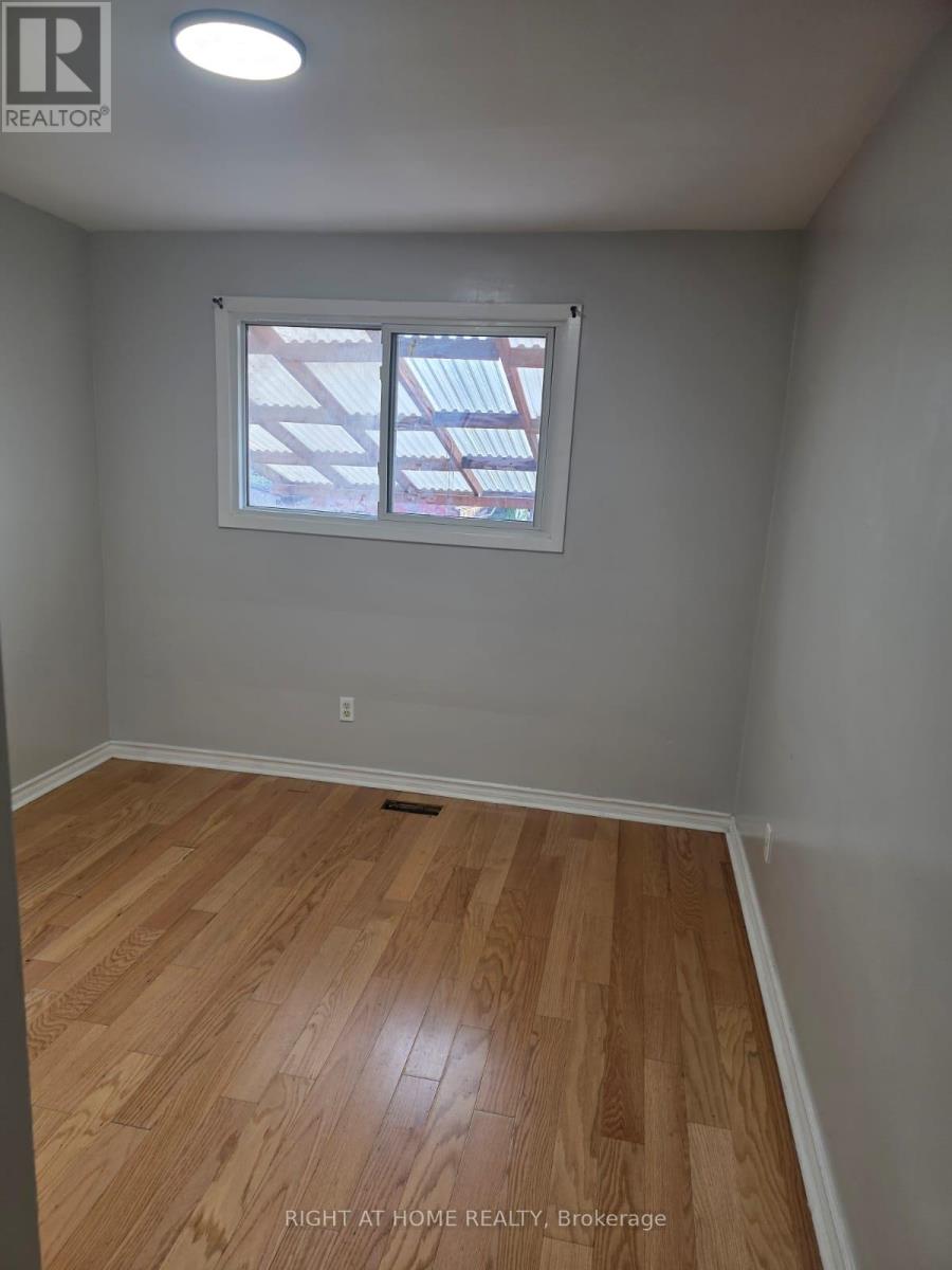 Main Floor - 34 Goldsboro Road, Toronto, Ontario  M9L 1A7 - Photo 5 - W13524012