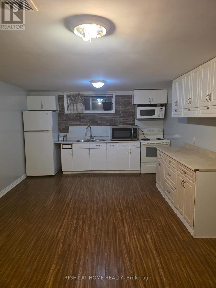 Bsmt - 14 Alhart Drive, Toronto, Ontario  M9V 2M9 - Photo 13 - W13694442
