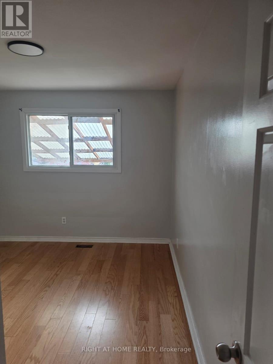 Main Floor - 34 Goldsboro Road, Toronto, Ontario  M9L 1A7 - Photo 6 - W13524012