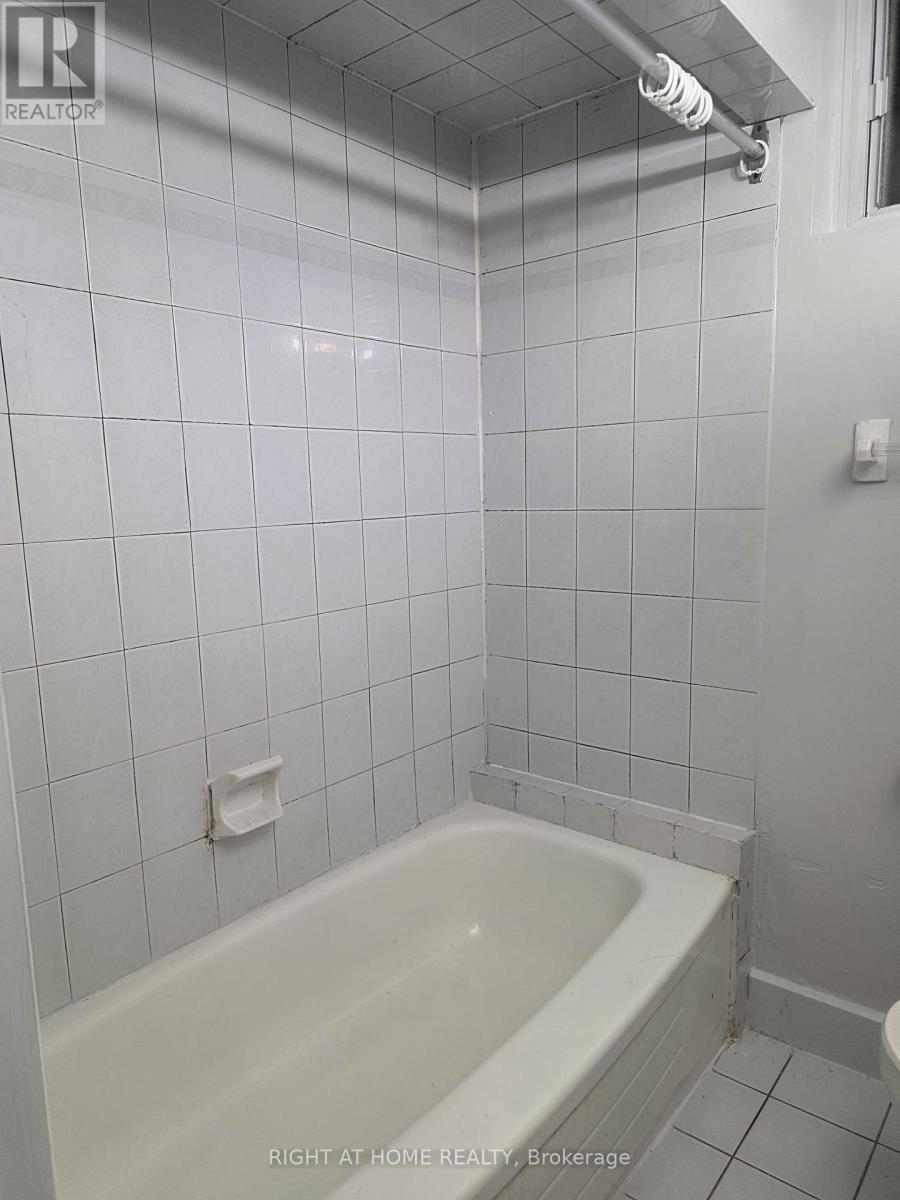 Bsmt - 14 Alhart Drive, Toronto, Ontario  M9V 2M9 - Photo 6 - W13694442