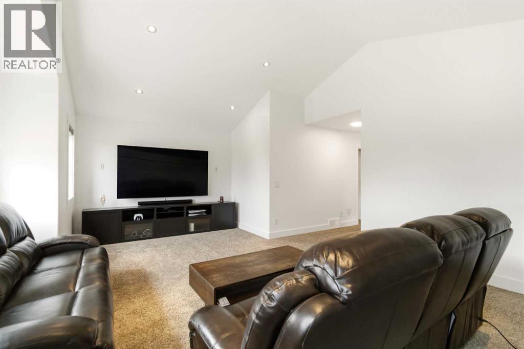 100 Dakin Drive, Fort Mcmurray, Alberta  T9K 0Y5 - Photo 32 - A2326977