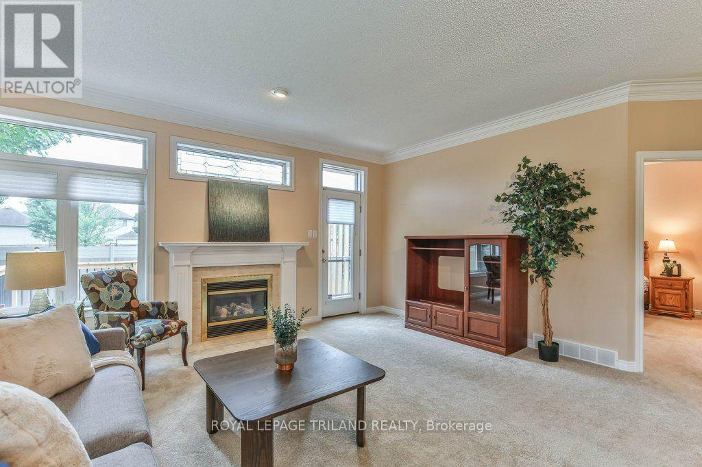 42 - 44 Edgevalley Road, London East (East A), Ontario  N5Y 5P7 - Photo 18 - X13729992
