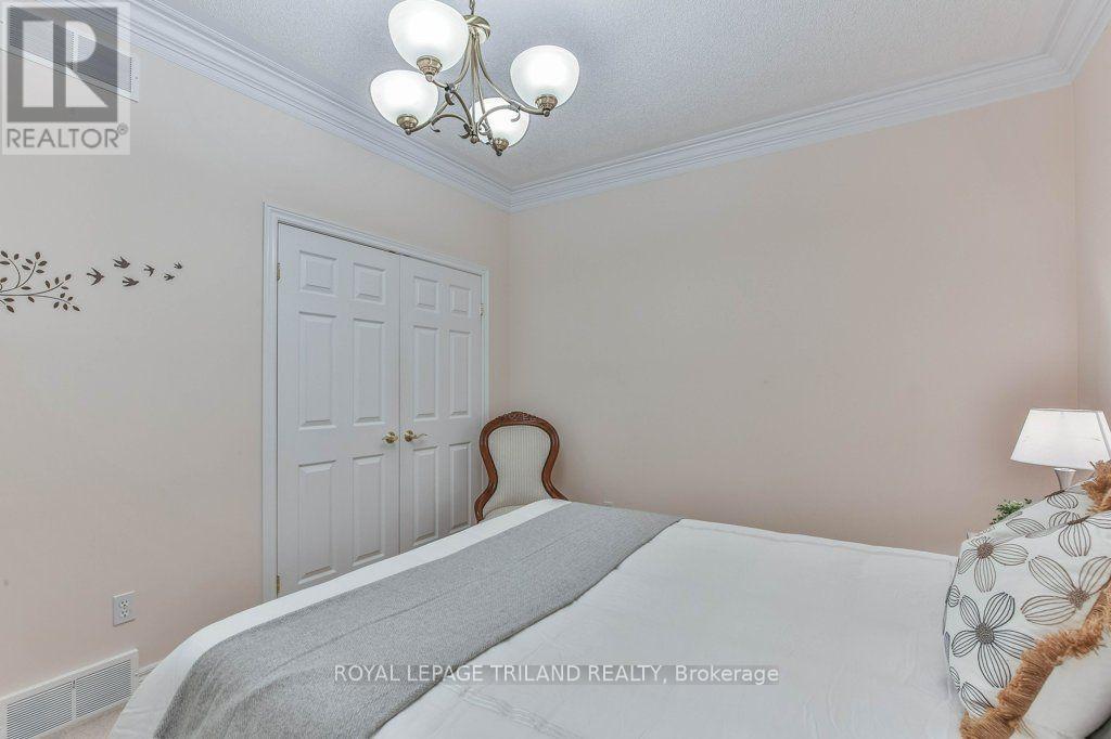 42 - 44 Edgevalley Road, London East (East A), Ontario  N5Y 5P7 - Photo 31 - X13729992