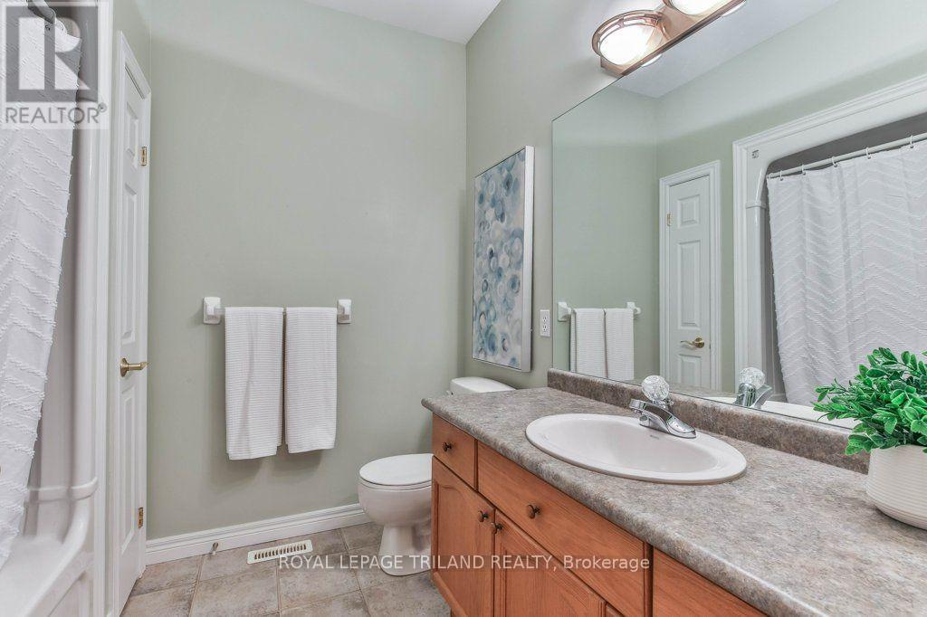 42 - 44 Edgevalley Road, London East (East A), Ontario  N5Y 5P7 - Photo 32 - X13729992