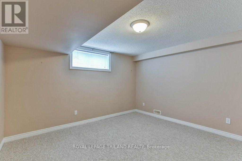 42 - 44 Edgevalley Road, London East (East A), Ontario  N5Y 5P7 - Photo 38 - X13729992