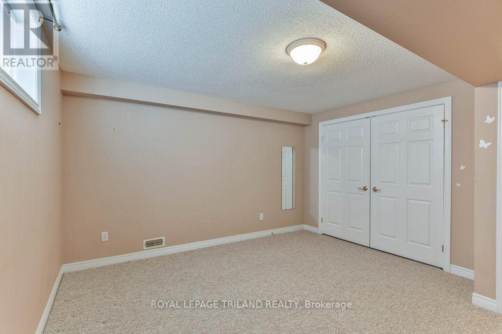 42 - 44 Edgevalley Road, London East (East A), Ontario  N5Y 5P7 - Photo 39 - X13729992