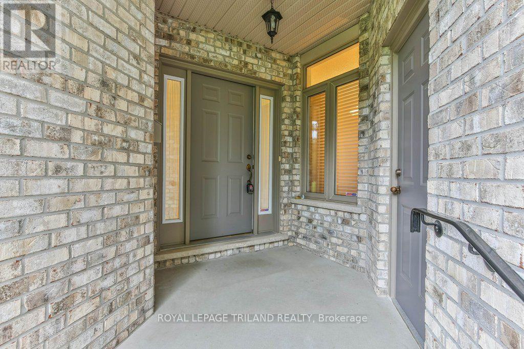 42 - 44 Edgevalley Road, London East (East A), Ontario  N5Y 5P7 - Photo 6 - X13729992