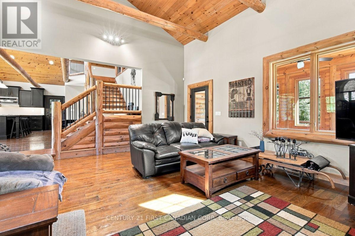 31998 Scout Road, North Middlesex, Ontario  N0M 2N0 - Photo 14 - X13730066
