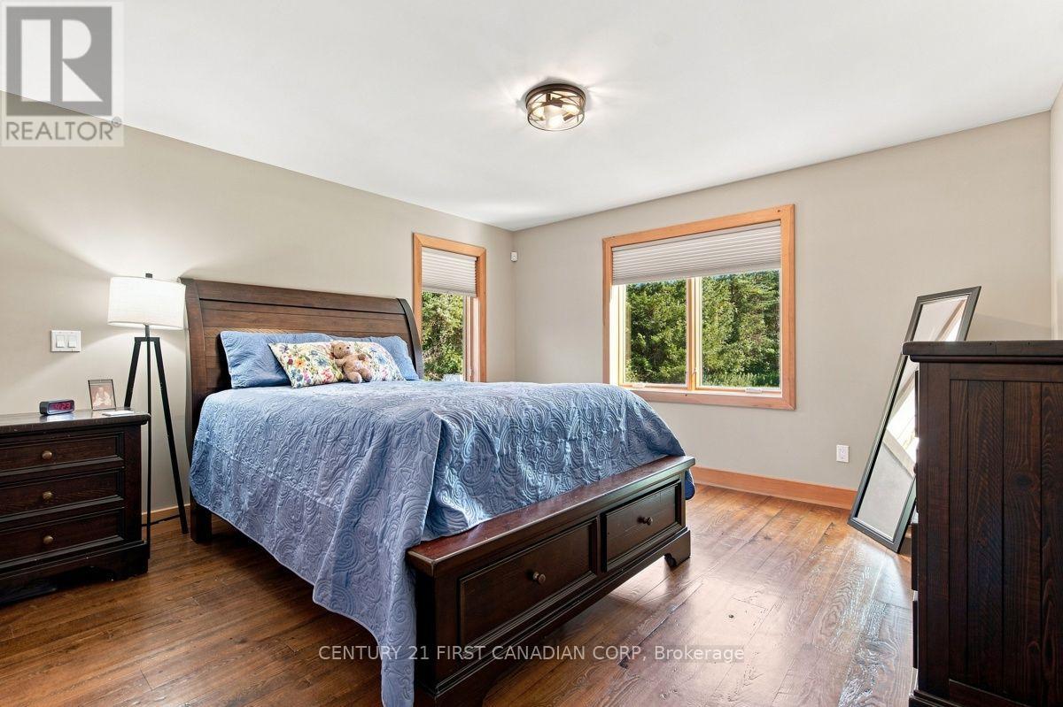 31998 Scout Road, North Middlesex, Ontario  N0M 2N0 - Photo 20 - X13730066