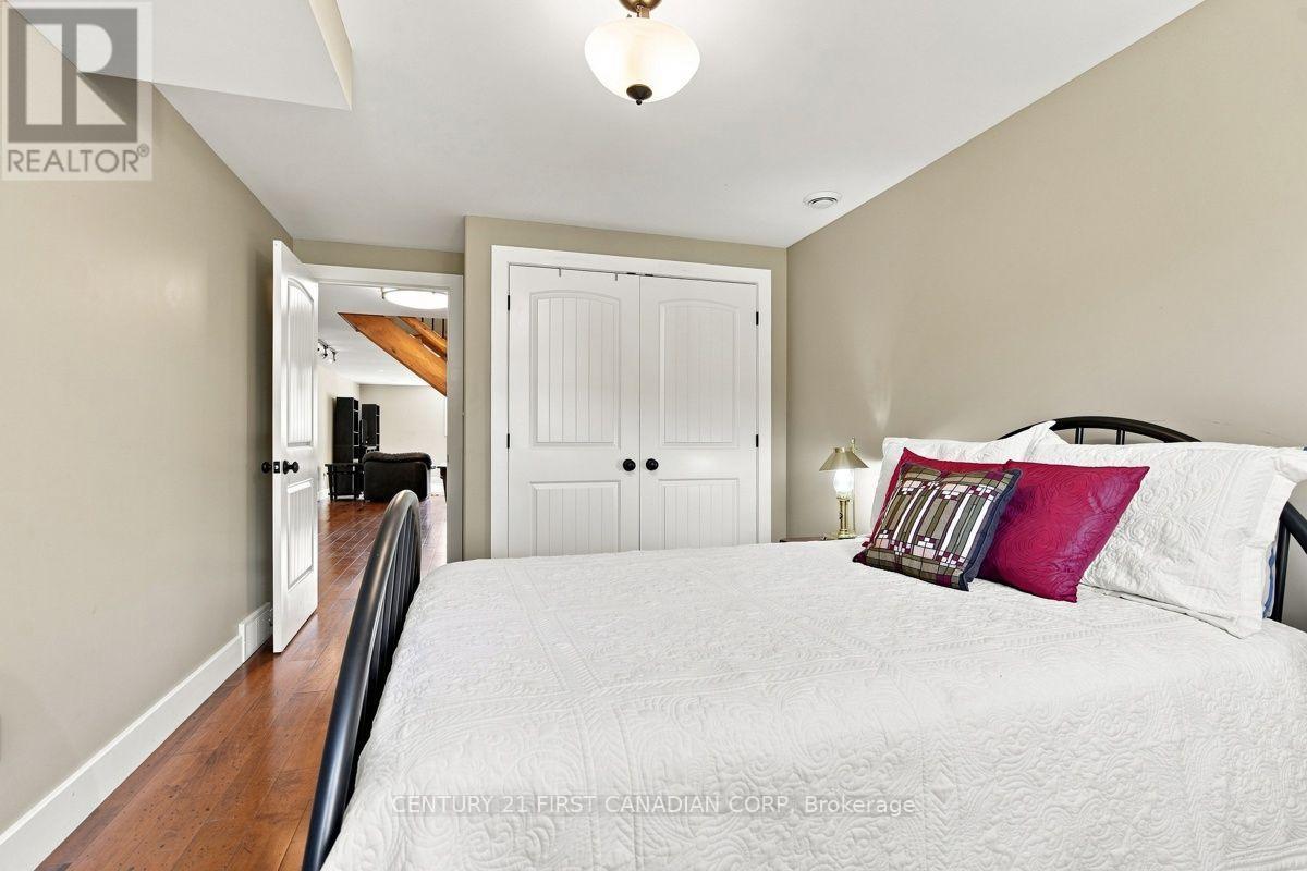 31998 Scout Road, North Middlesex, Ontario  N0M 2N0 - Photo 40 - X13730066
