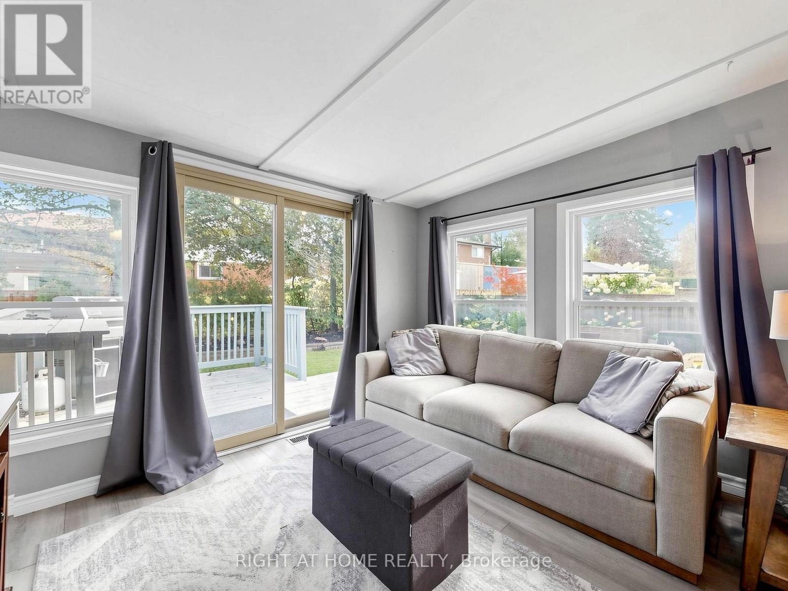 479 Bernhard Crescent, Oshawa, Ontario L1G 2B7 - Photo 13 - E13730070