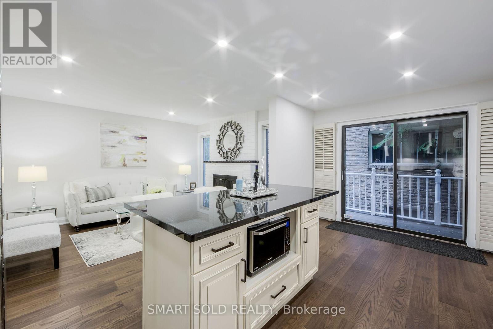 1 Tiffany Gate, Richmond Hill, Ontario  L4C 6W7 - Photo 18 - N13729952