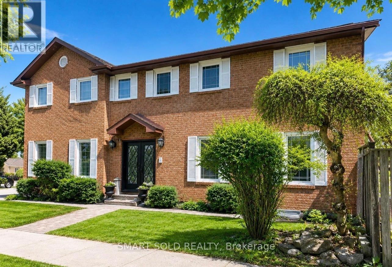 1 Tiffany Gate, Richmond Hill, Ontario  L4C 6W7 - Photo 2 - N13729952