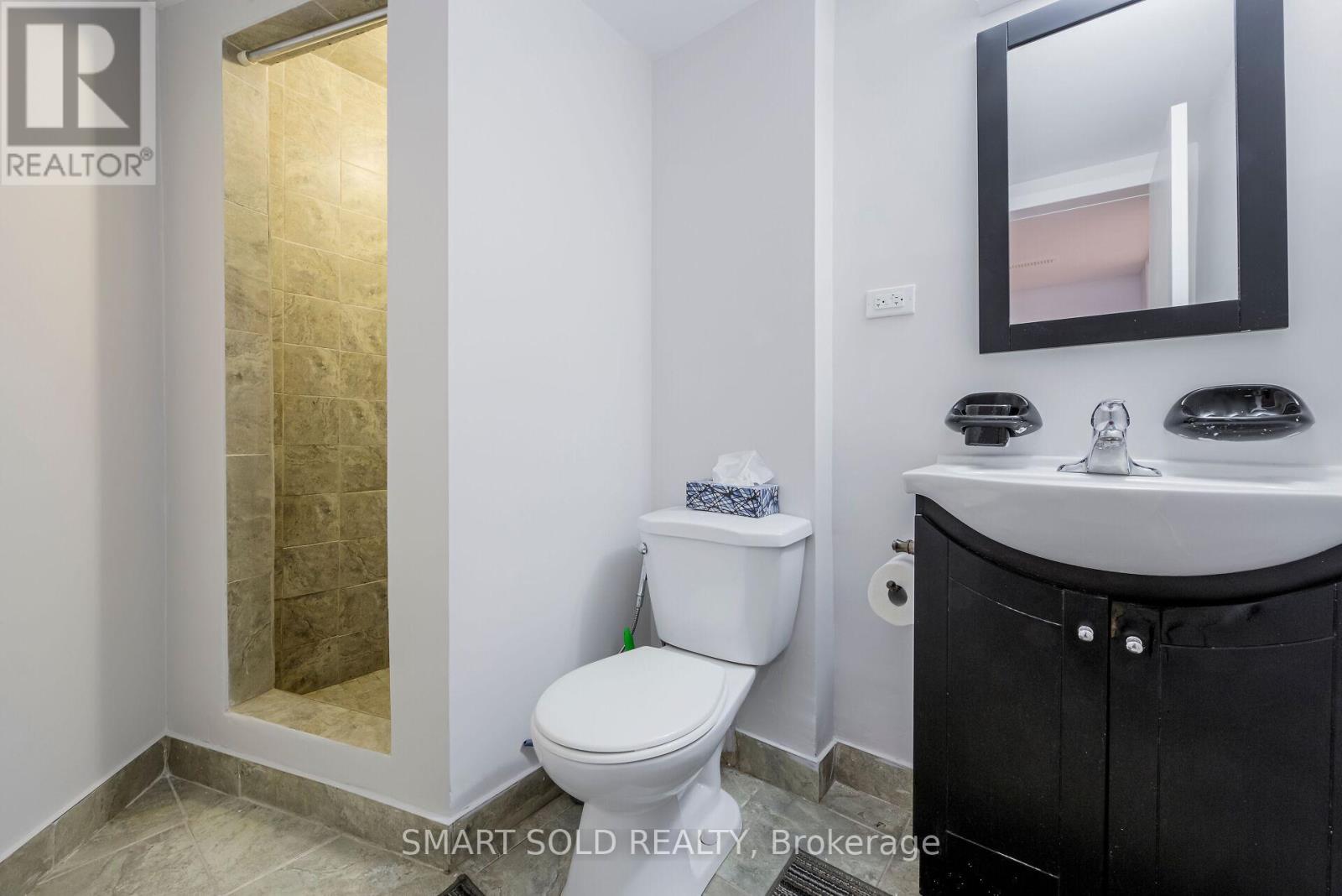 1 Tiffany Gate, Richmond Hill, Ontario  L4C 6W7 - Photo 45 - N13729952