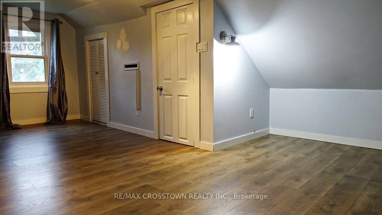 39 Grove Street W, Barrie, Ontario  L4N 1M6 - Photo 15 - S13730000