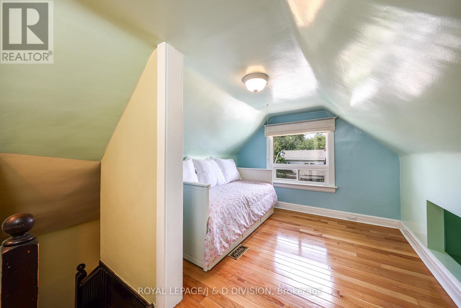 553 Runnymede Road, Toronto, Ontario  M6S 2Z8 - Photo 20 - W13729356