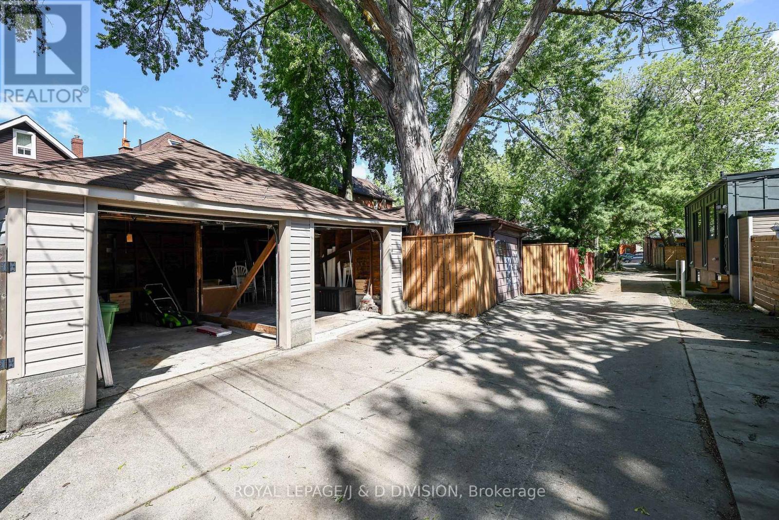 553 Runnymede Road, Toronto, Ontario  M6S 2Z8 - Photo 30 - W13729356
