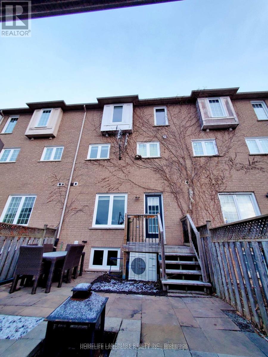 176 Glenashton Drive, Oakville, Ontario L6H 6H6 - Photo 16 - W13729968
