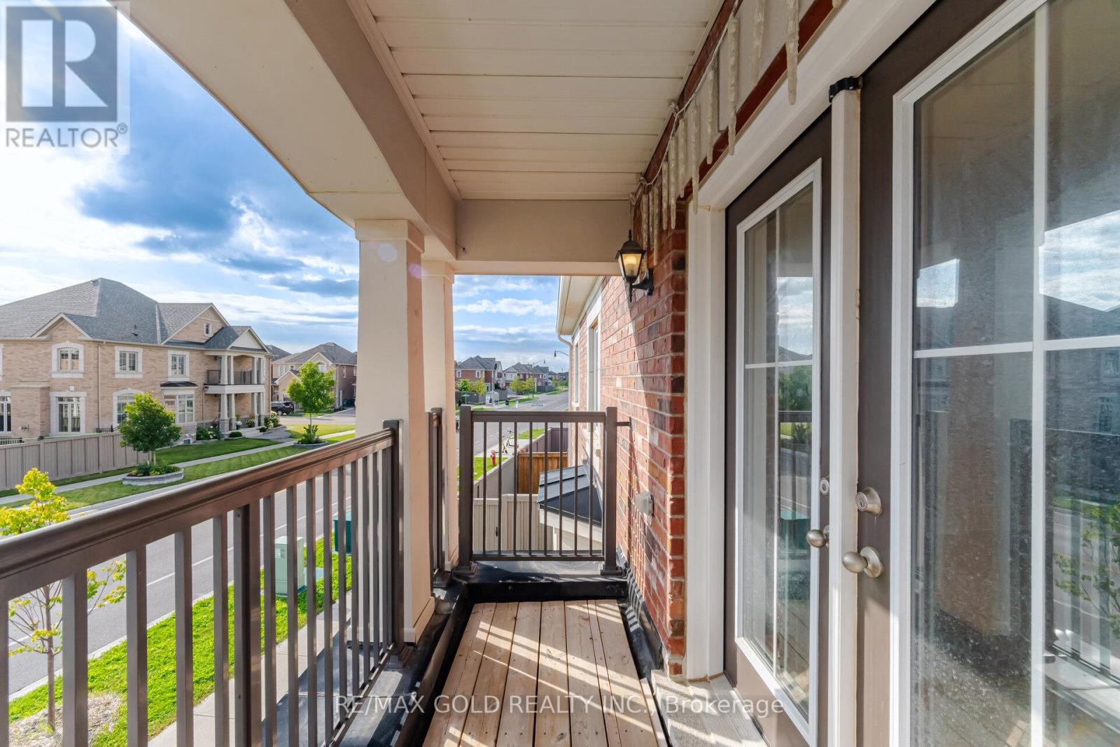 473 Veterans Drive, Brampton, Ontario  L7A 4Z5 - Photo 11 - W13729974