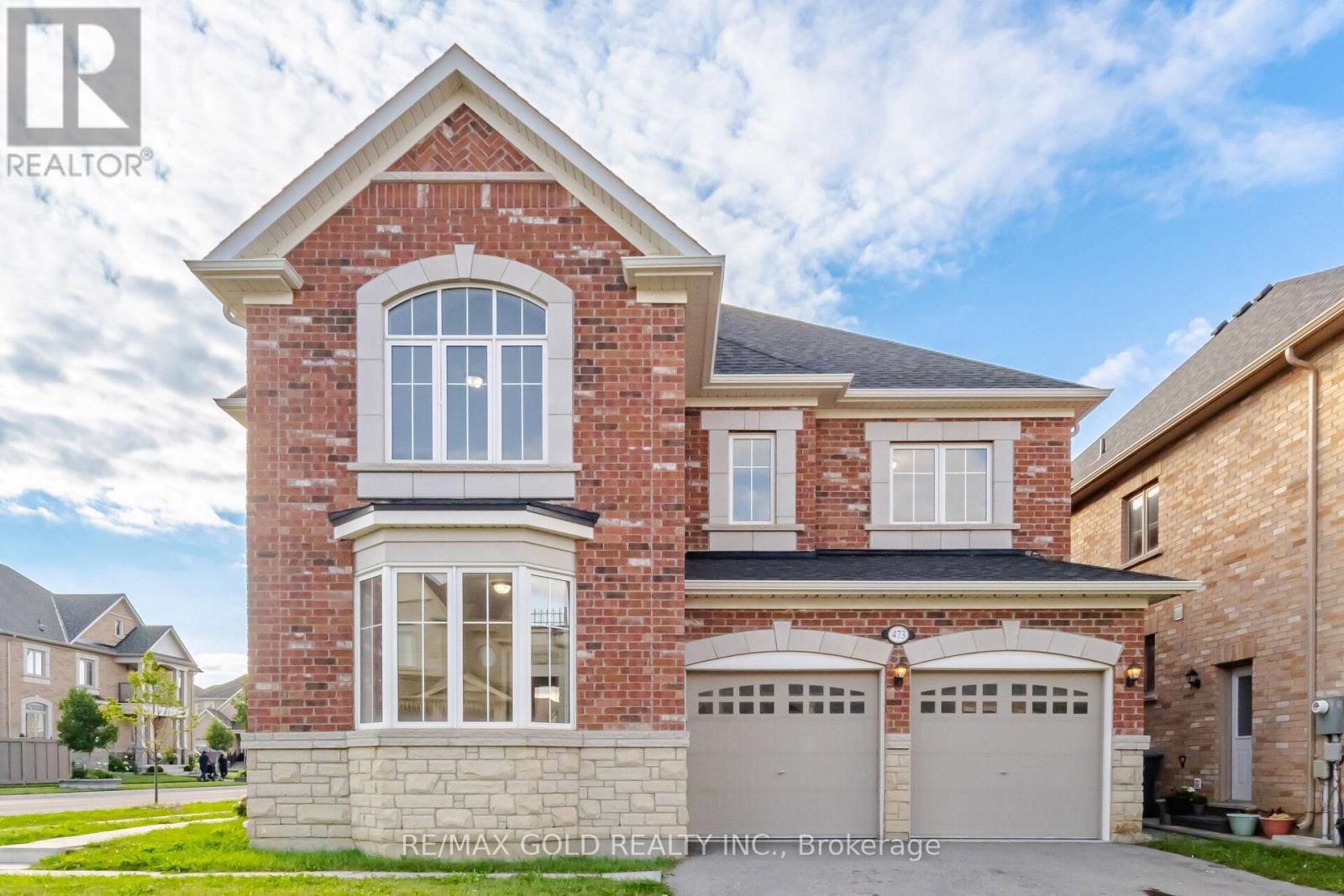 473 Veterans Drive, Brampton, Ontario  L7A 4Z5 - Photo 2 - W13729974