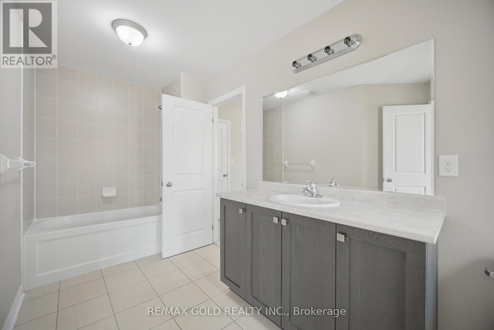 473 Veterans Drive, Brampton, Ontario  L7A 4Z5 - Photo 20 - W13729974