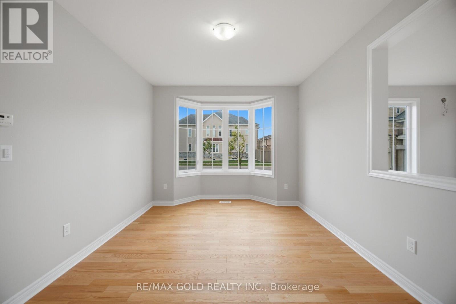 473 Veterans Drive, Brampton, Ontario  L7A 4Z5 - Photo 6 - W13729974