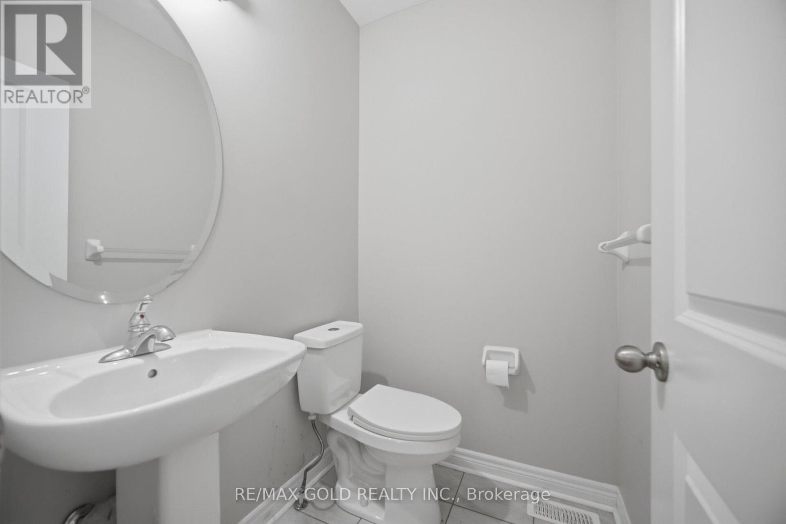 473 Veterans Drive, Brampton, Ontario  L7A 4Z5 - Photo 8 - W13729974