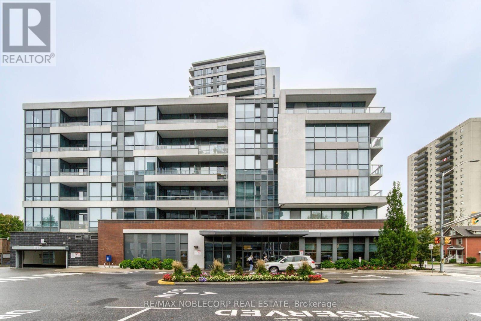 415 - 1 Hurontario Street, Mississauga, Ontario L5G 0A3 - Photo 2 - W13730096