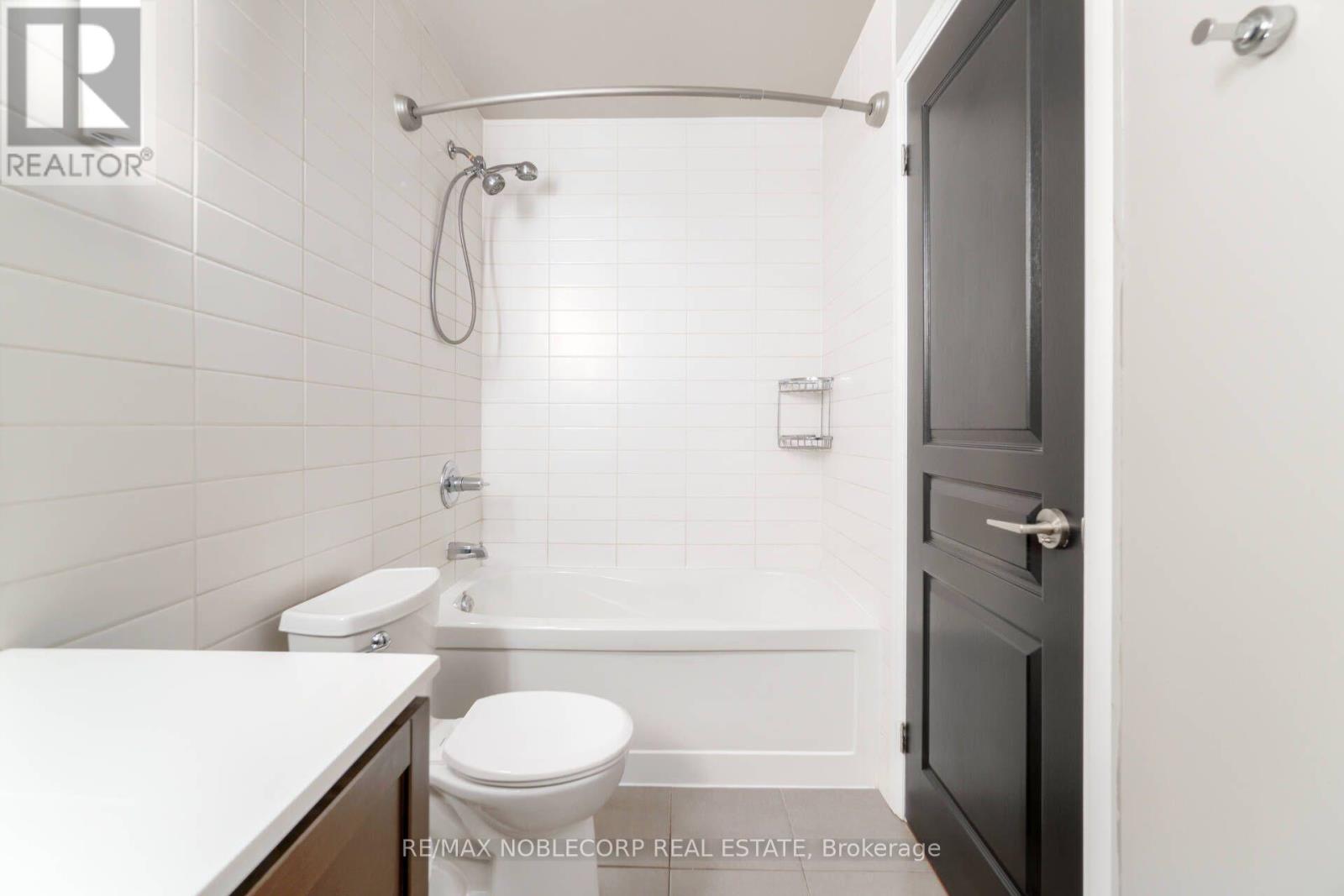 415 - 1 Hurontario Street, Mississauga, Ontario L5G 0A3 - Photo 31 - W13730096