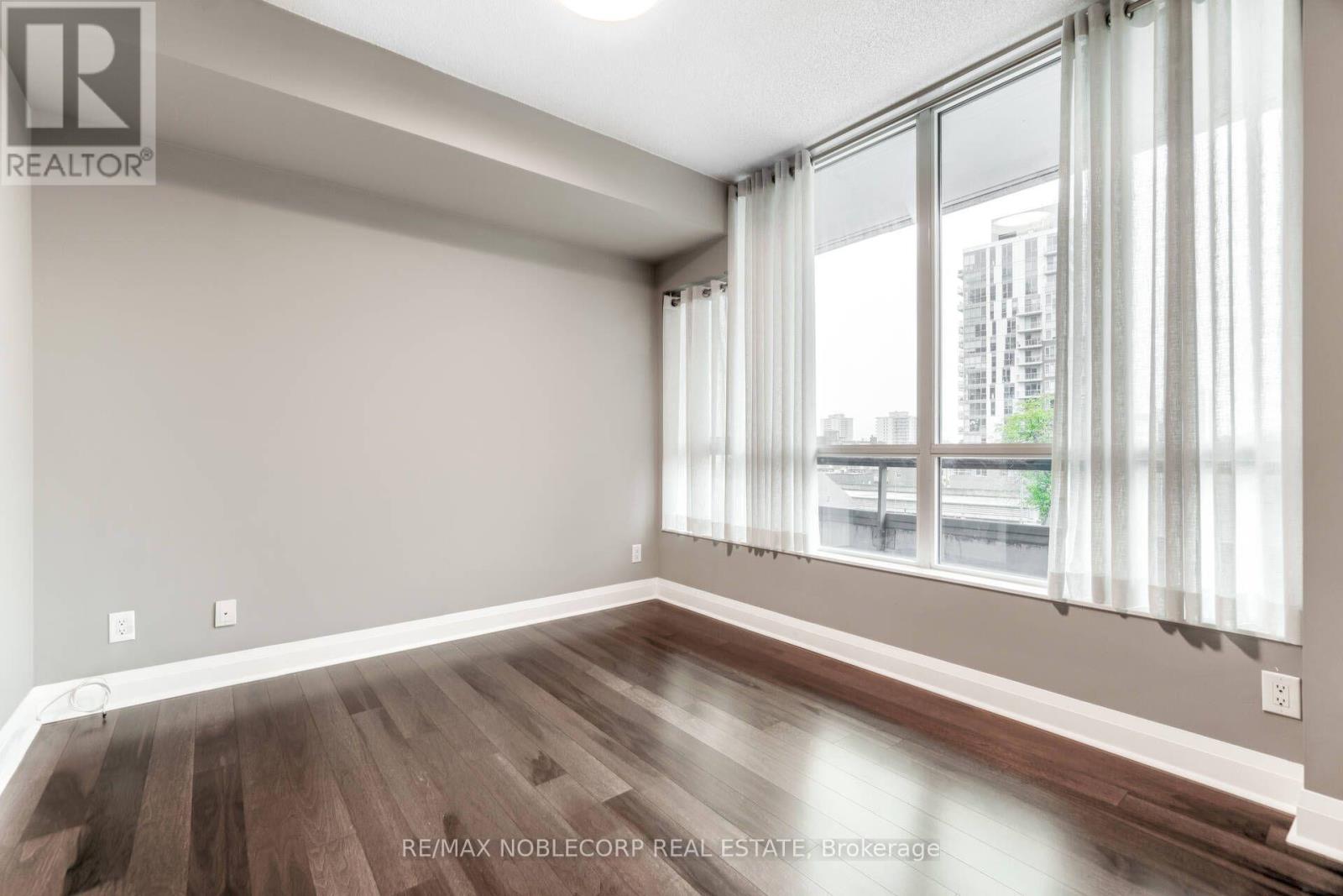 415 - 1 Hurontario Street, Mississauga, Ontario L5G 0A3 - Photo 32 - W13730096
