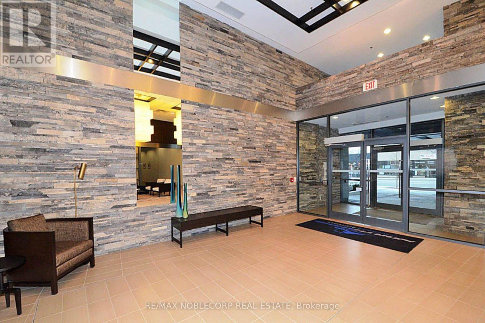 415 - 1 Hurontario Street, Mississauga, Ontario L5G 0A3 - Photo 5 - W13730096