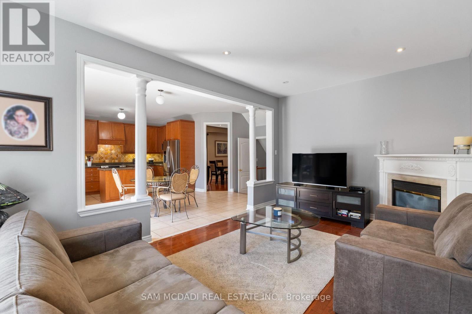 2476 Palmerston Road, Oakville, Ontario  L6H 7L6 - Photo 12 - W13730100