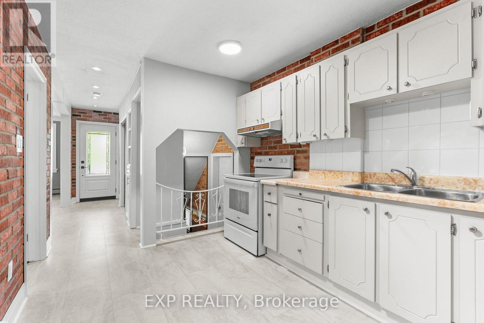 156 Park Row S, Hamilton (Delta), Ontario  L8K 2J8 - Photo 14 - X13730084