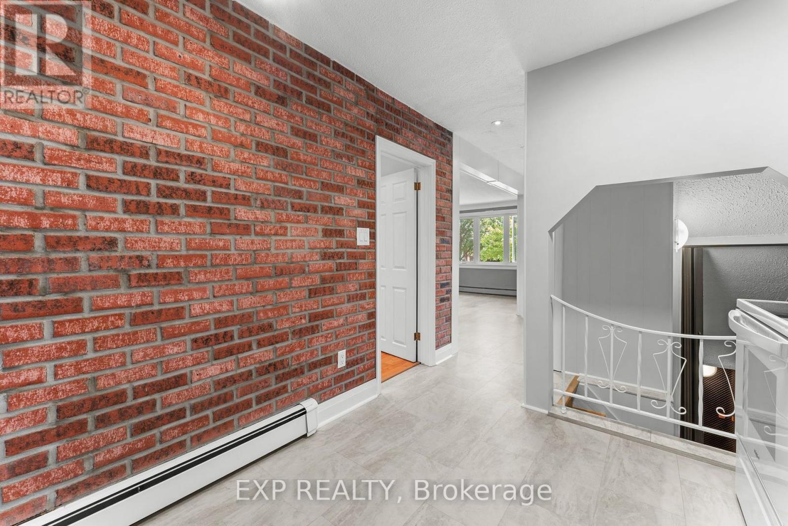 156 Park Row S, Hamilton (Delta), Ontario  L8K 2J8 - Photo 15 - X13730084