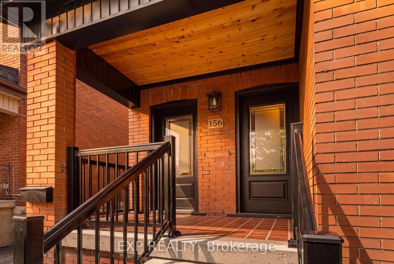 156 Park Row S, Hamilton (Delta), Ontario  L8K 2J8 - Photo 3 - X13730084
