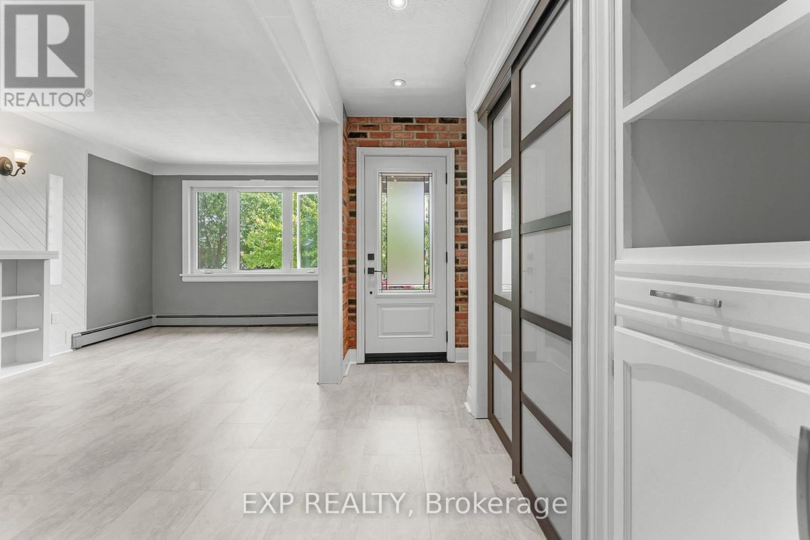 156 Park Row S, Hamilton (Delta), Ontario  L8K 2J8 - Photo 5 - X13730084