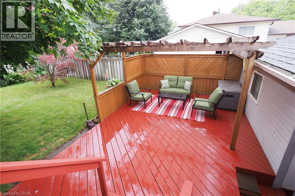 219 Foxhunt Road, Waterloo, Ontario  N2K 2R8 - Photo 22 - 40859547